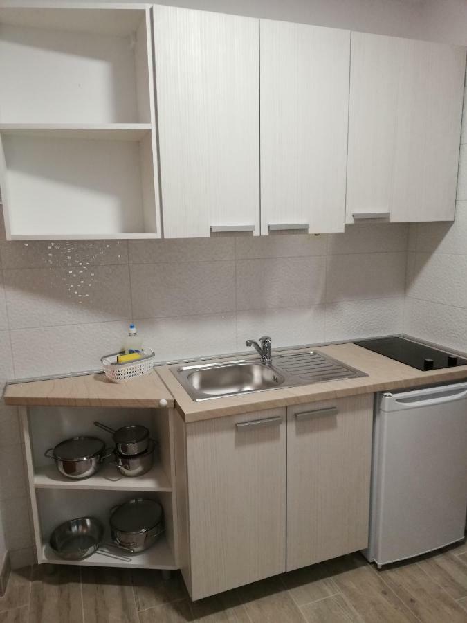 Apartmani Roko Drvenik  Eksteriør bilde